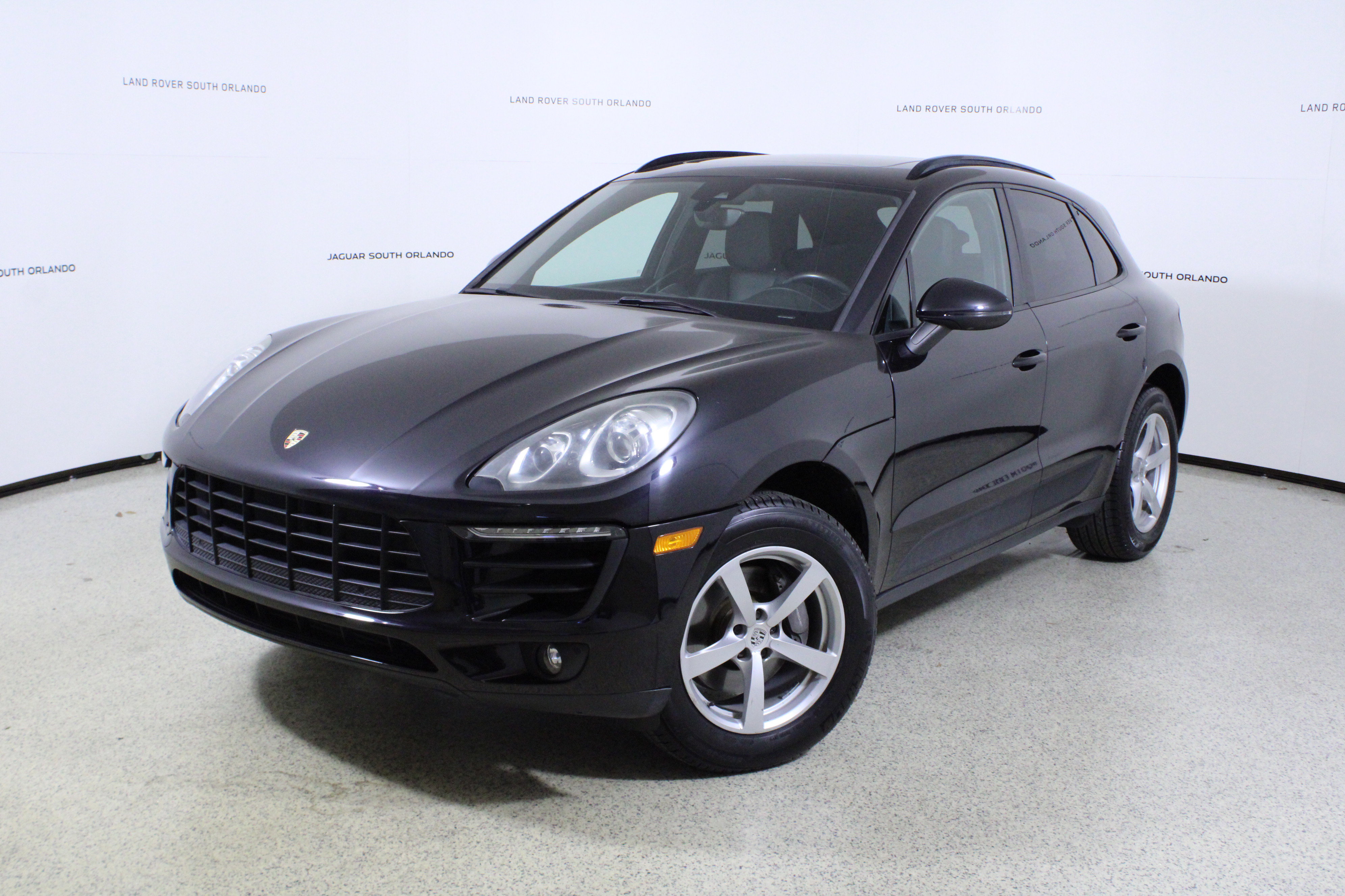Used 2018 Porsche Macan image 1
