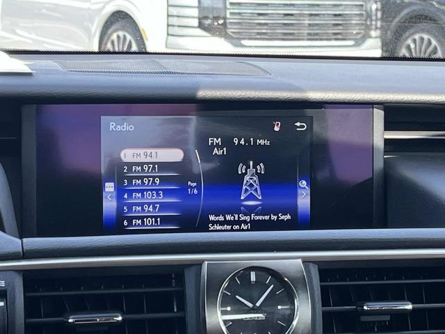 Used 2020 Lexus IS 350 F Sport w/ F Sport Package RWD image 15