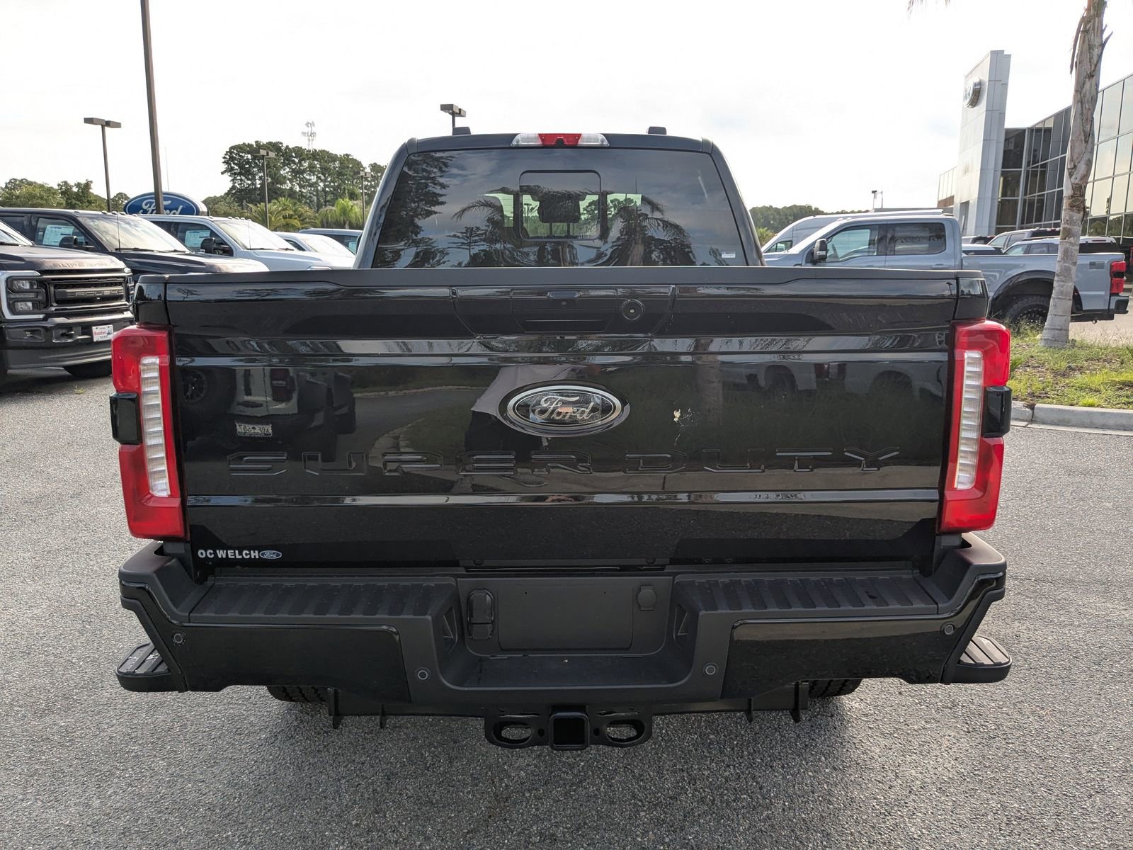 New 2025 Ford F350 Lariat w/ Lariat Ultimate Package image 5