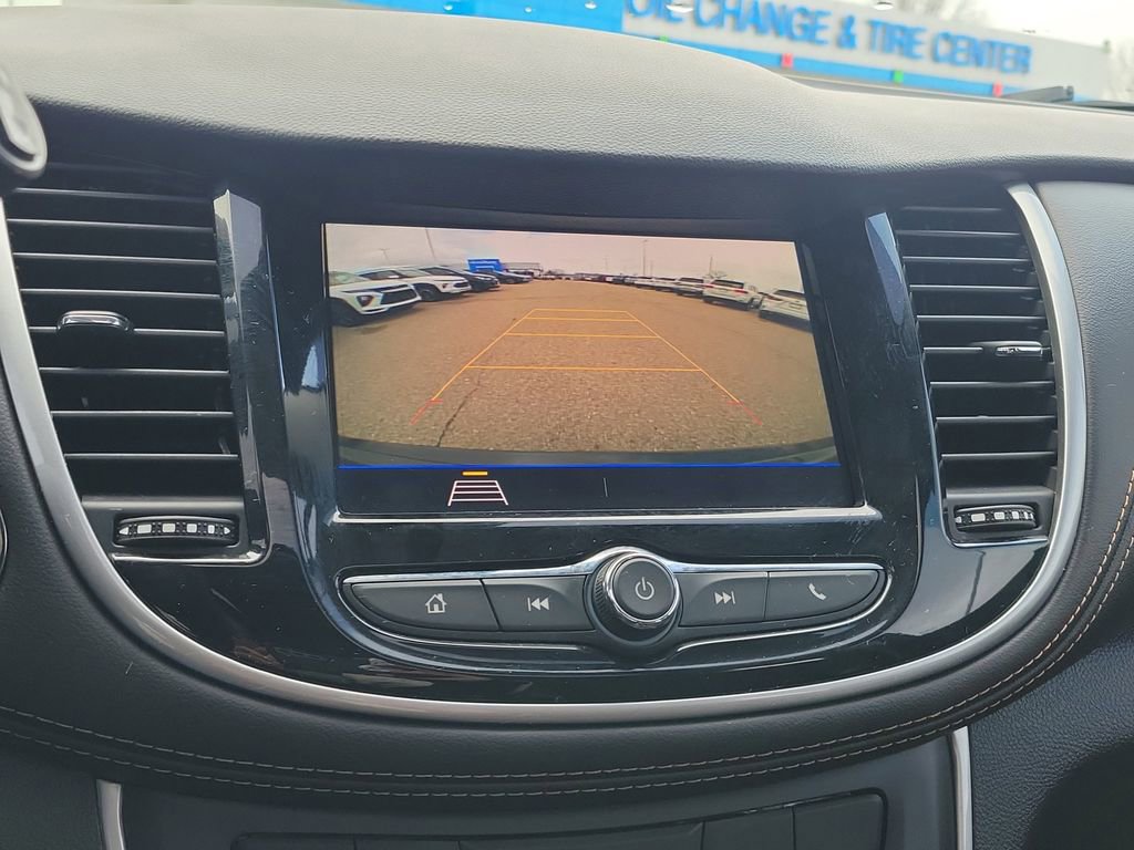 Certified 2020 Chevrolet Trax LT w/ Sun & Sound Package image 25