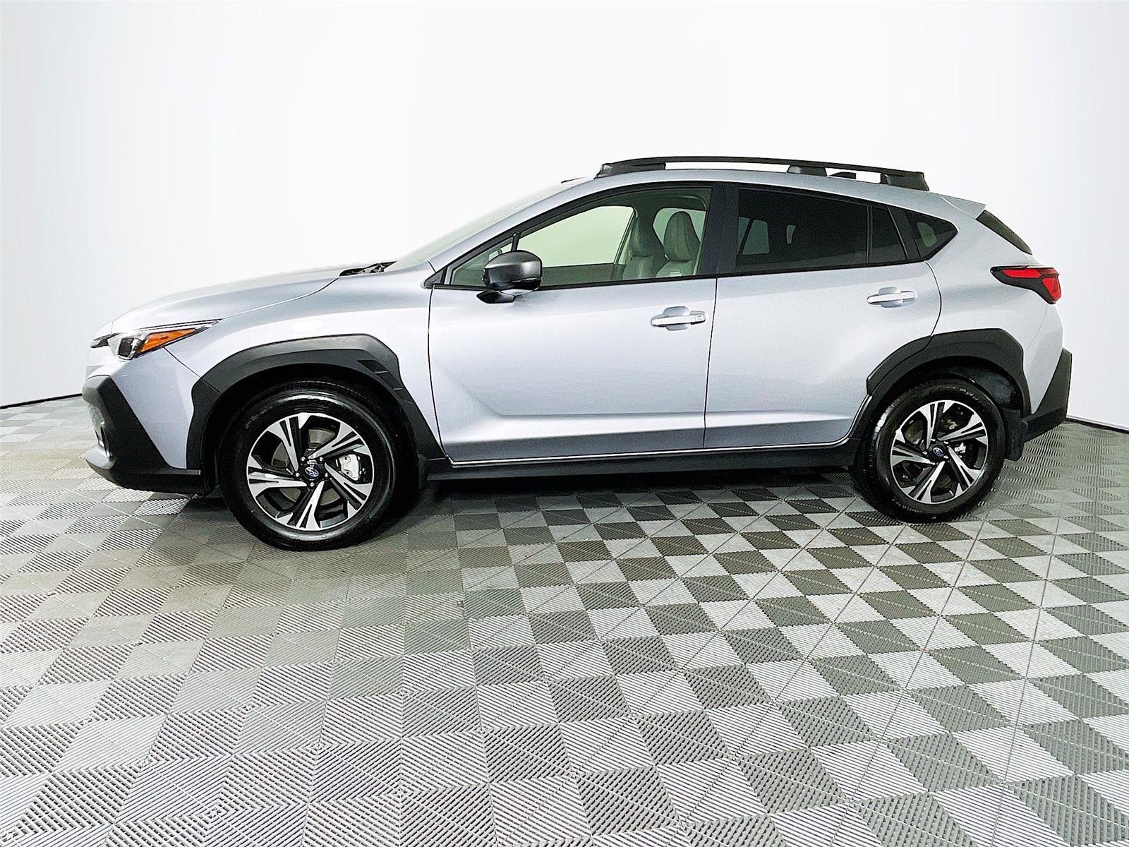Certified 2024 Subaru Crosstrek 2.0i Premium image 4