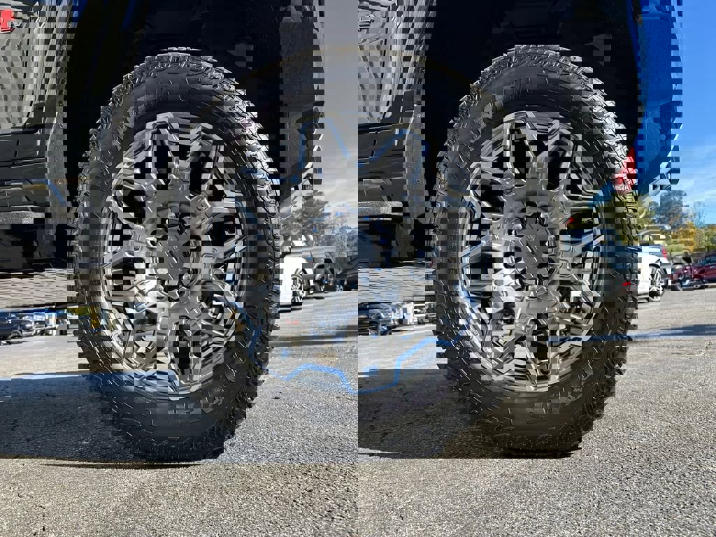 New 2025 GMC Hummer EV 3X w/ Battery Pack, 24 Module Pack image 13