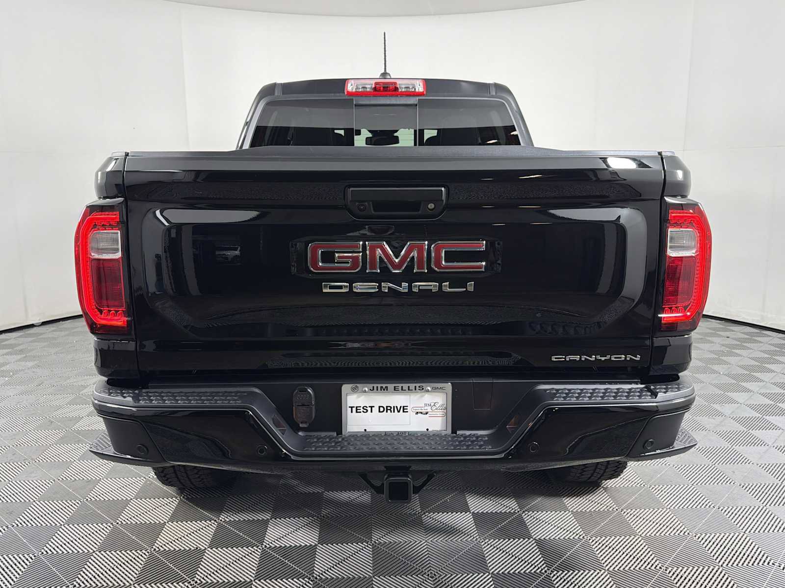 New 2026 GMC Canyon Denali AWD/4WD image 5