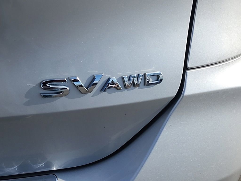 Used 2018 Nissan Rogue SV w/ Premium Package image 7