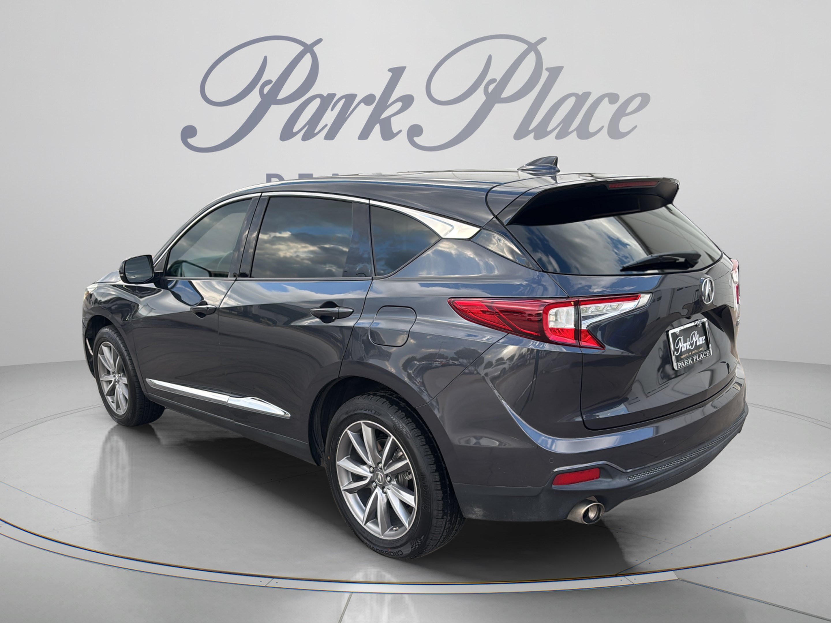Used 2020 Acura RDX w/ Technology Package FWD image 3