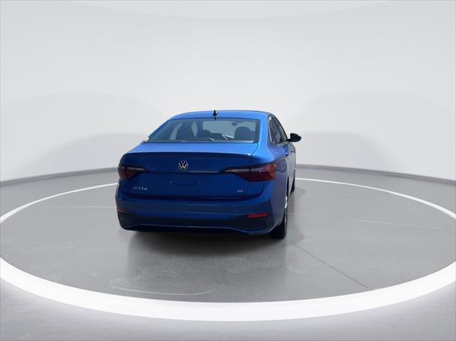 Certified 2024 Volkswagen Jetta SE w/ Panoramic Sunroof Package image 7