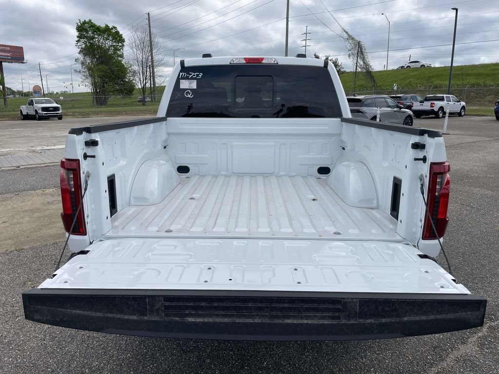 New 2026 Ford F150 XLT w/ Equipment Group 302A MID AWD/4WD image 10