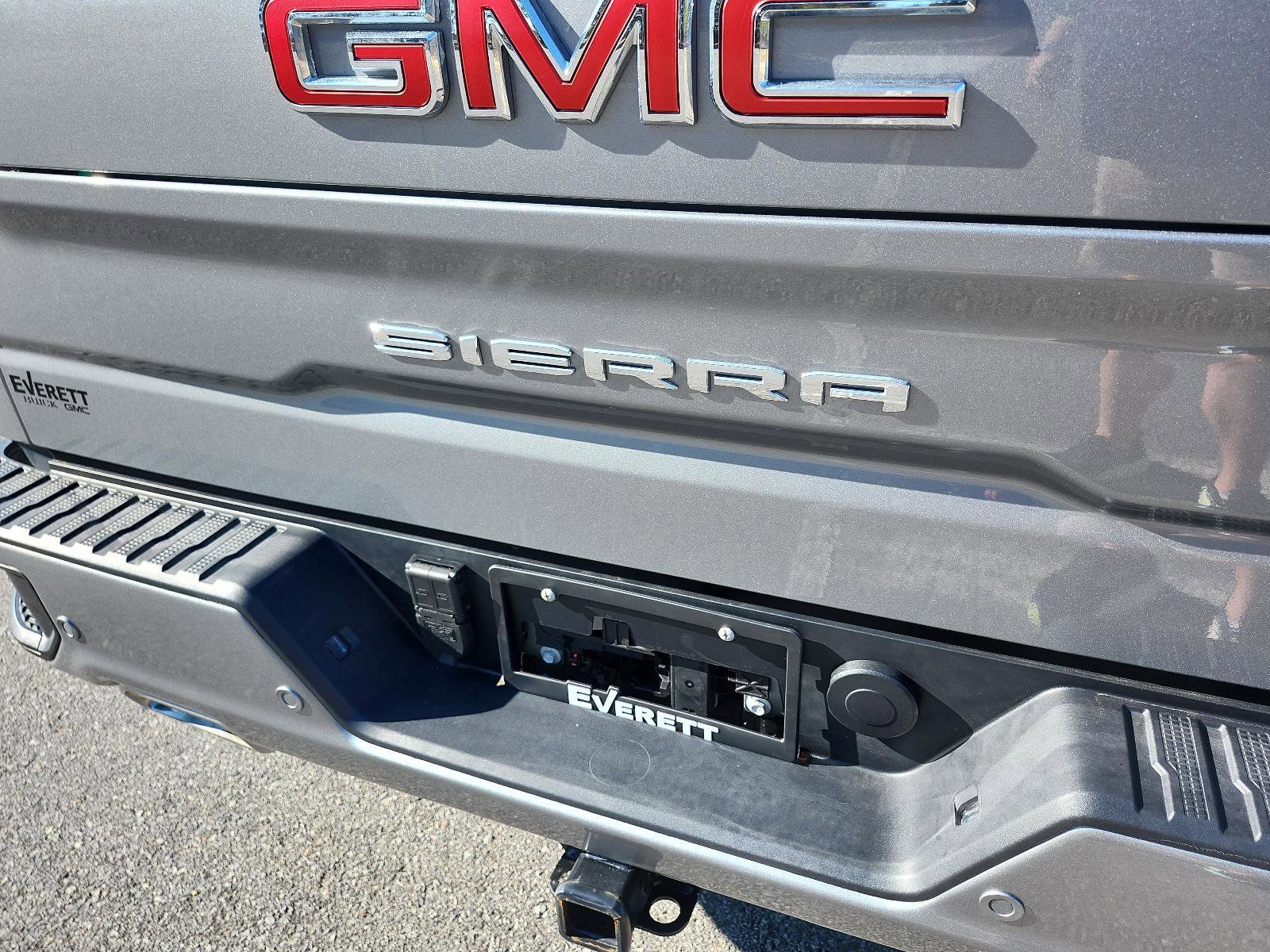 Certified 2025 GMC Sierra 1500 AT4 w/ AT4 Premium Package image 4
