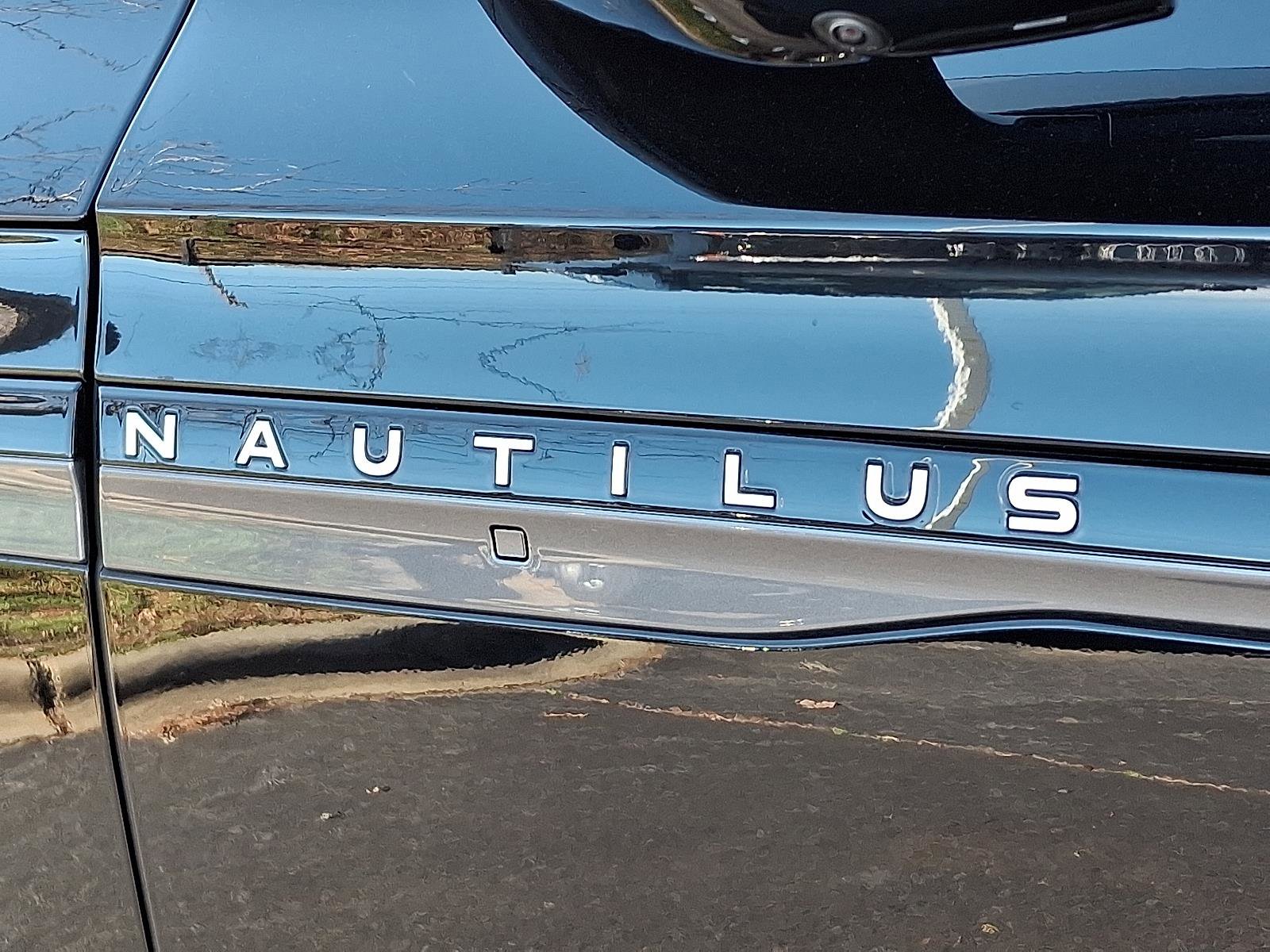 Used 2024 Lincoln Nautilus Reserve w/ Equipment Group 203A image 32