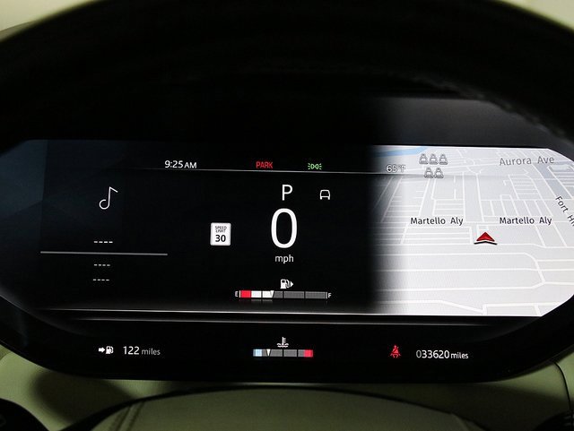 Used 2022 Land Rover Range Rover Long Wheelbase SE image 20