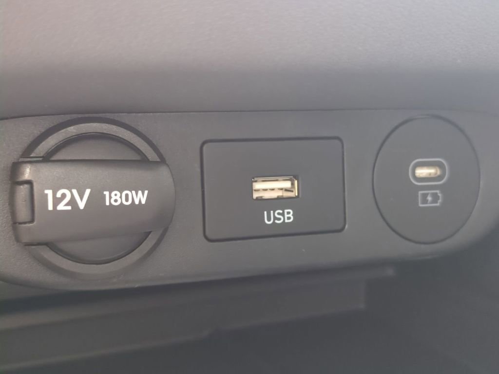 New 2026 Hyundai Elantra Sport image 23