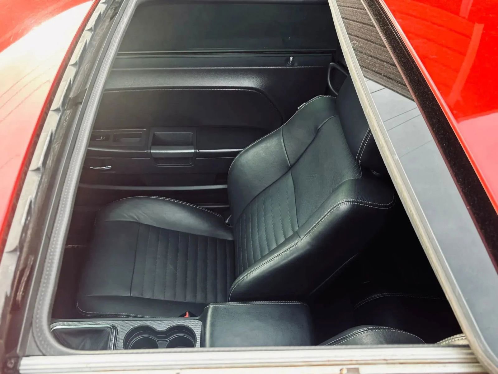 Used 2012 Dodge Challenger R/T Plus image 5