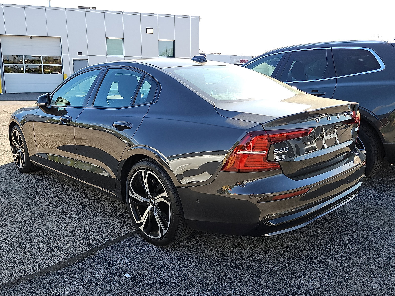 Used 2024 Volvo S60 B5 Plus w/ Climate Package AWD/4WD image 5