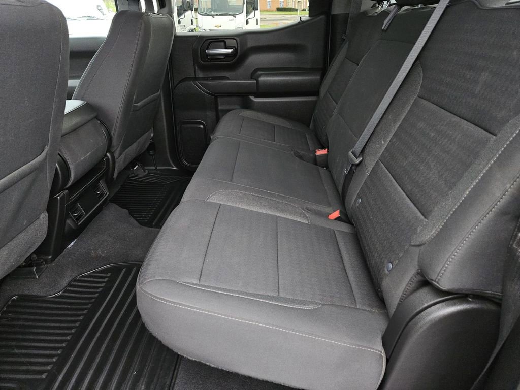Used 2022 Chevrolet Silverado 1500 Custom image 25