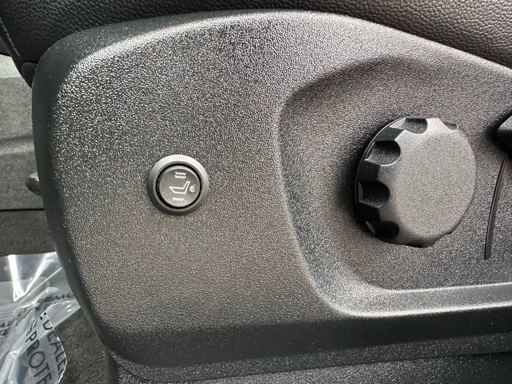 Used 2022 Ford Edge SE image 14