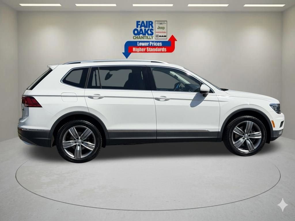 Used 2018 Volkswagen Tiguan SEL Premium AWD/4WD image 6
