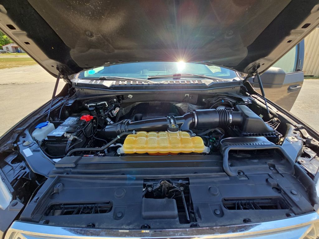 Used 2017 Ford F150 XLT AWD/4WD image 24