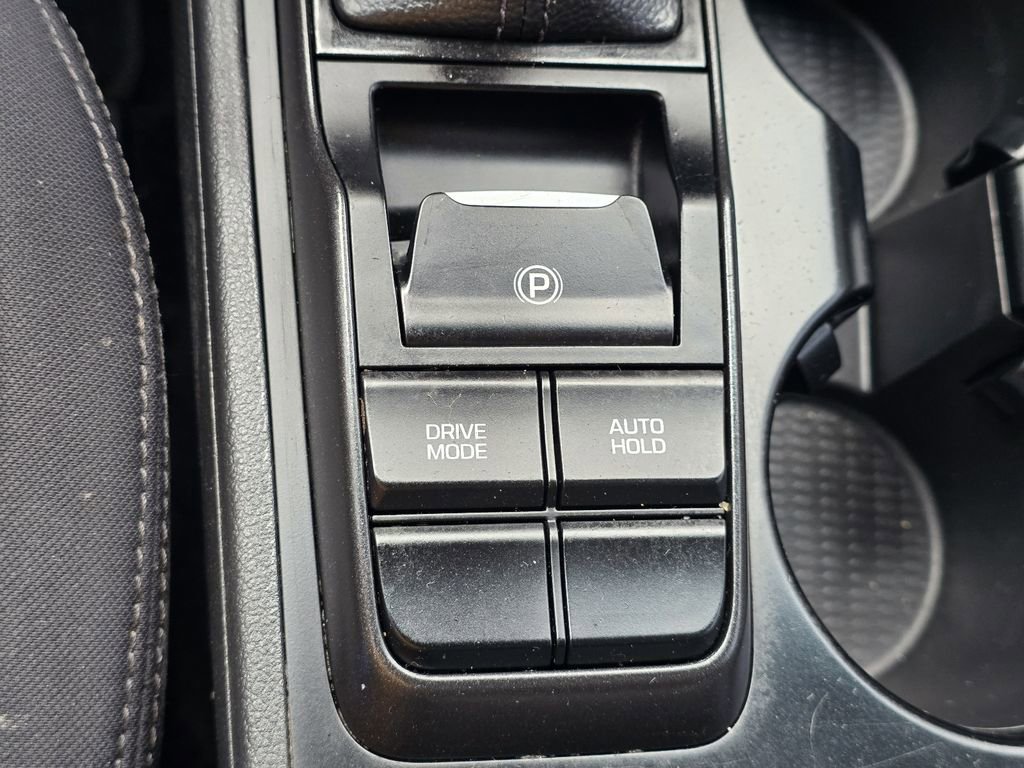 Used 2020 Hyundai Tucson Sport w/ Cargo Package image 20