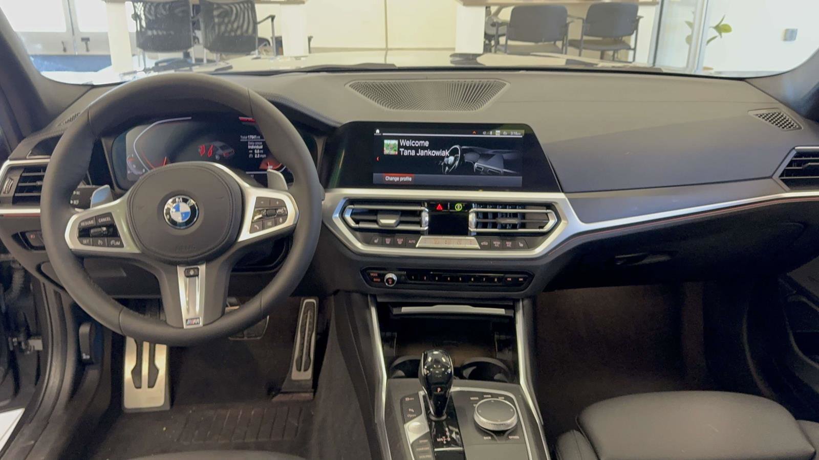 Used 2021 BMW 330i xDrive Sedan w/ M Sport Package AWD/4WD image 19