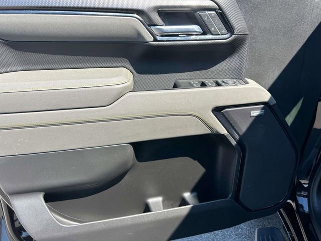 New 2025 Chevrolet Silverado 1500 ZR2 w/ Technology Package image 21