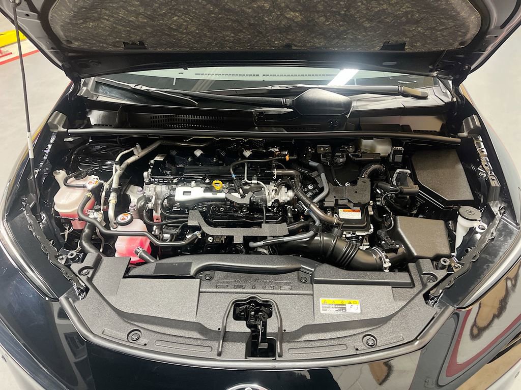Used 2024 Toyota Prius XLE AWD/4WD image 29