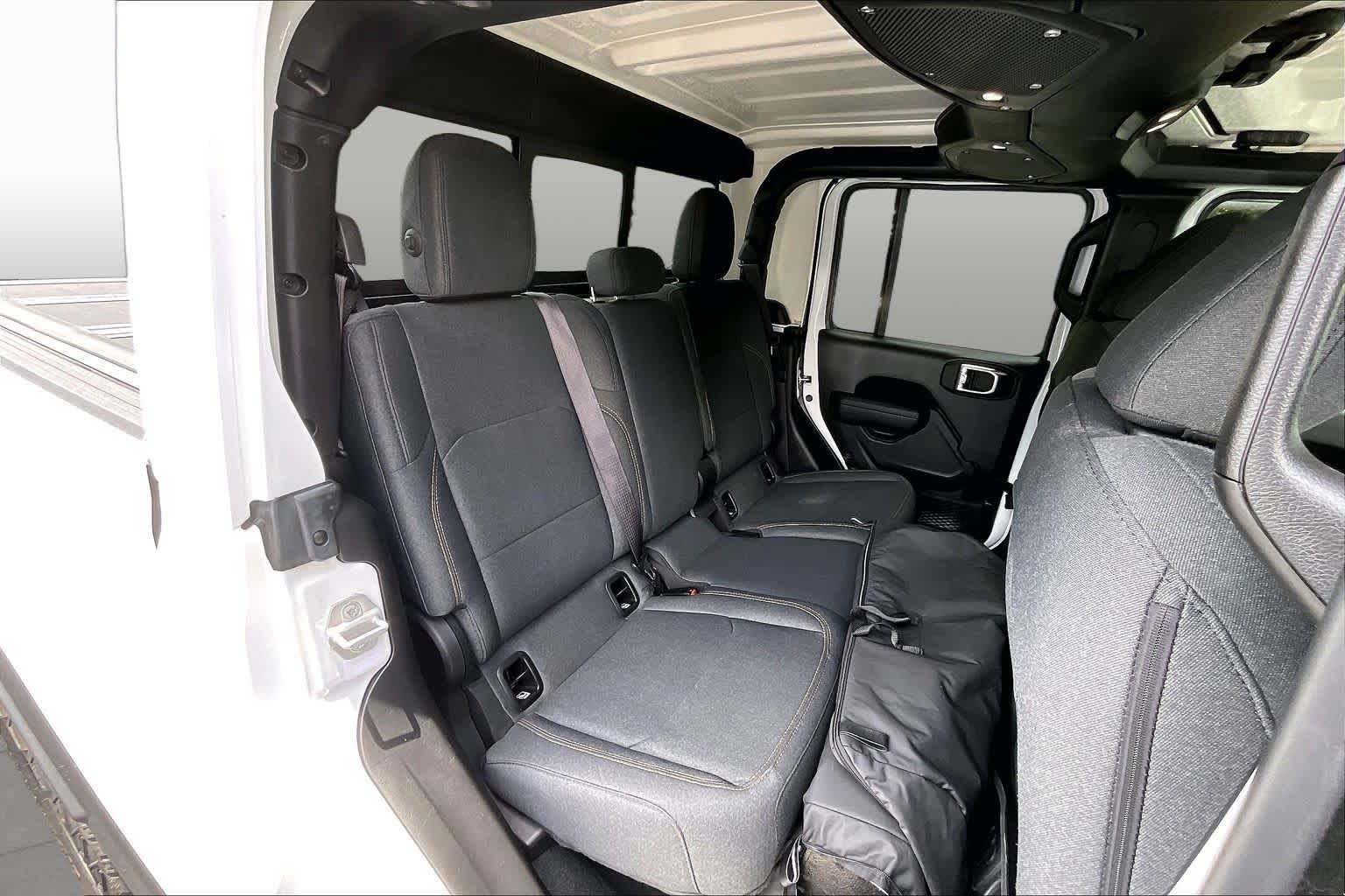 Used 2024 Jeep Gladiator Sport AWD/4WD image 26