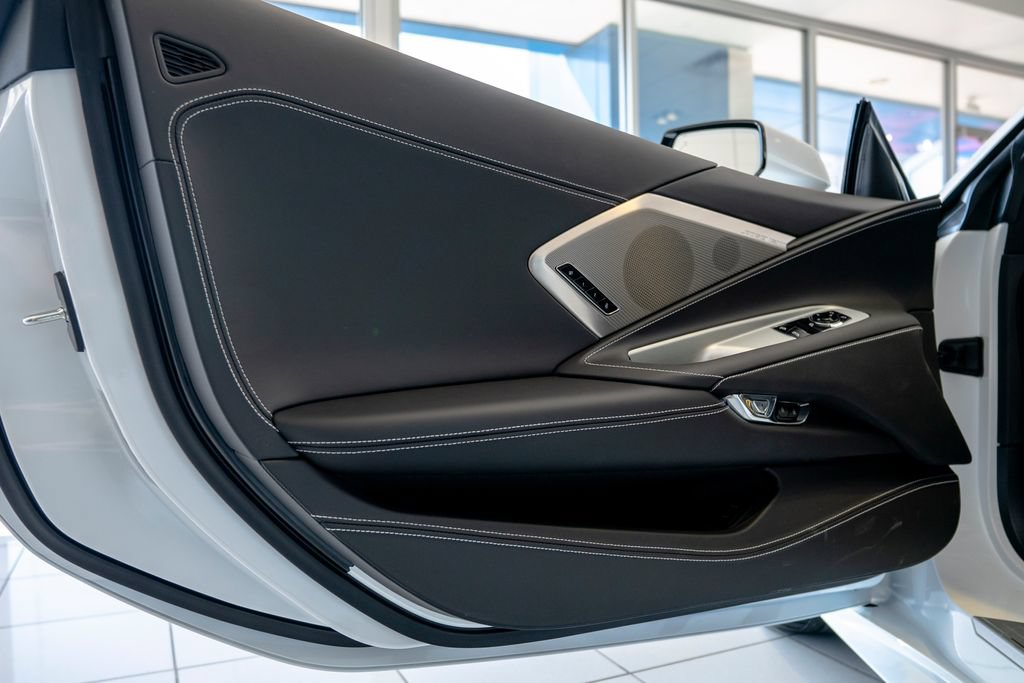 New 2026 Chevrolet Corvette Stingray Premium Cpe w/ Z51 Performance Package RWD image 29