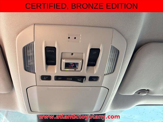 Certified 2023 Toyota Highlander Bronze Edition AWD/4WD image 34
