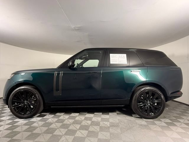 Used 2023 Land Rover Range Rover SE AWD/4WD video 3
