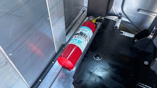 Used 2024 Chevrolet Brightdrop 600 w/ Commercial Equipment Package image 16