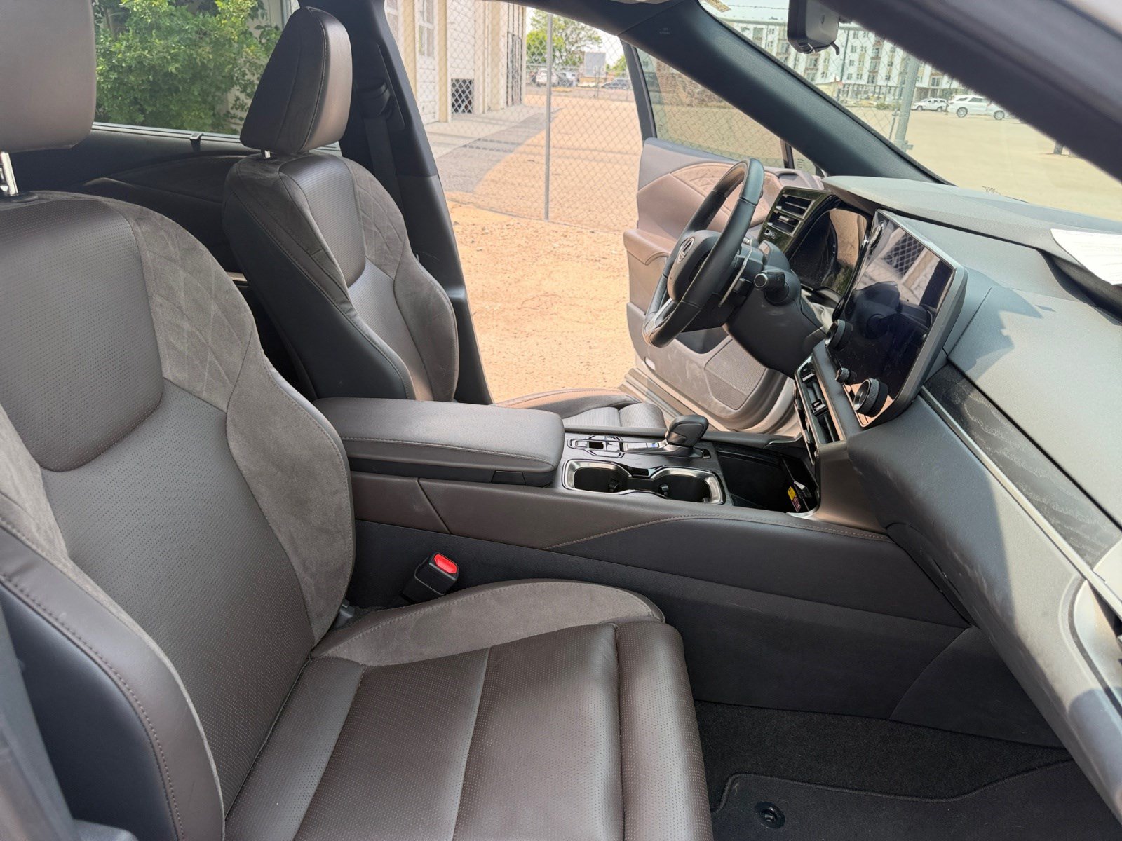 Used 2023 Lexus RX 350 w/ Cold Area Package AWD/4WD image 19
