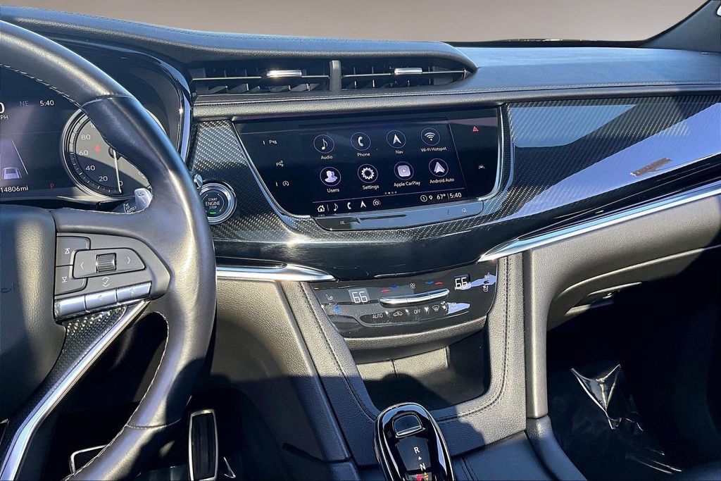 Certified 2023 Cadillac XT6 Sport w/ Technology Package image 6
