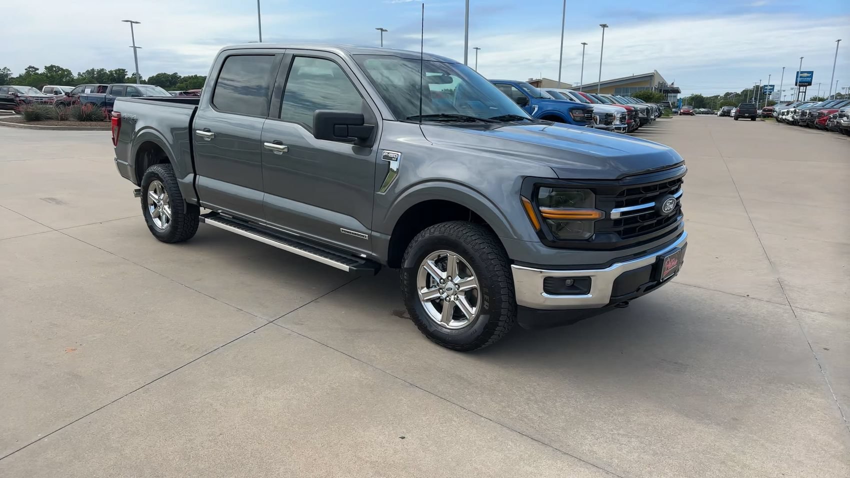 Used 2025 Ford F150 XLT w/ Equipment Group 301A Standard AWD/4WD image 2