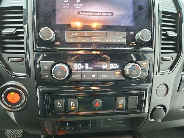 Used 2023 Nissan Titan SV w/ SV Convenience Package image 27