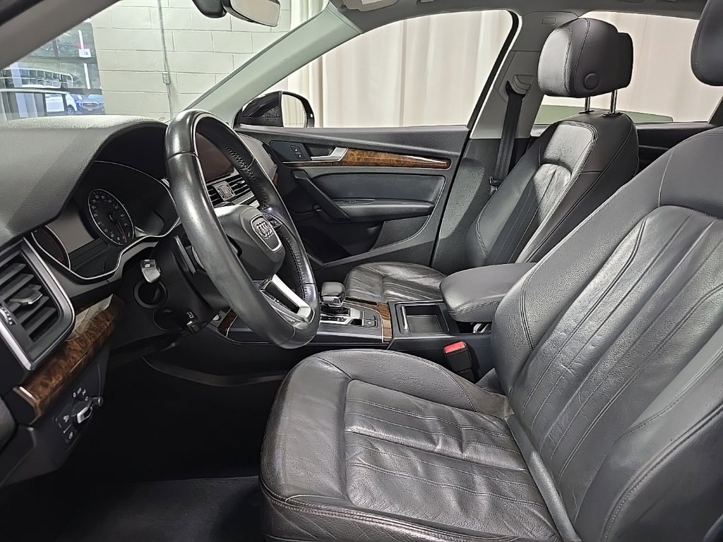 Used 2018 Audi Q5 2.0T Premium w/ Convenience Package AWD/4WD image 16