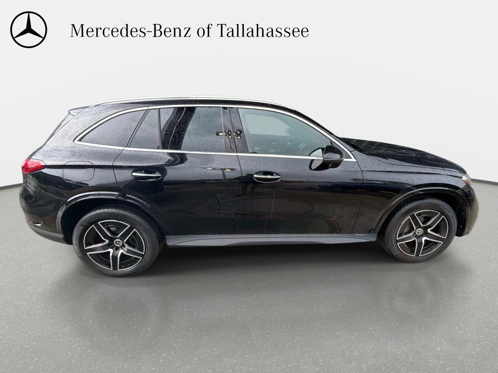 Certified 2026 Mercedes-Benz GLC 300 image 4