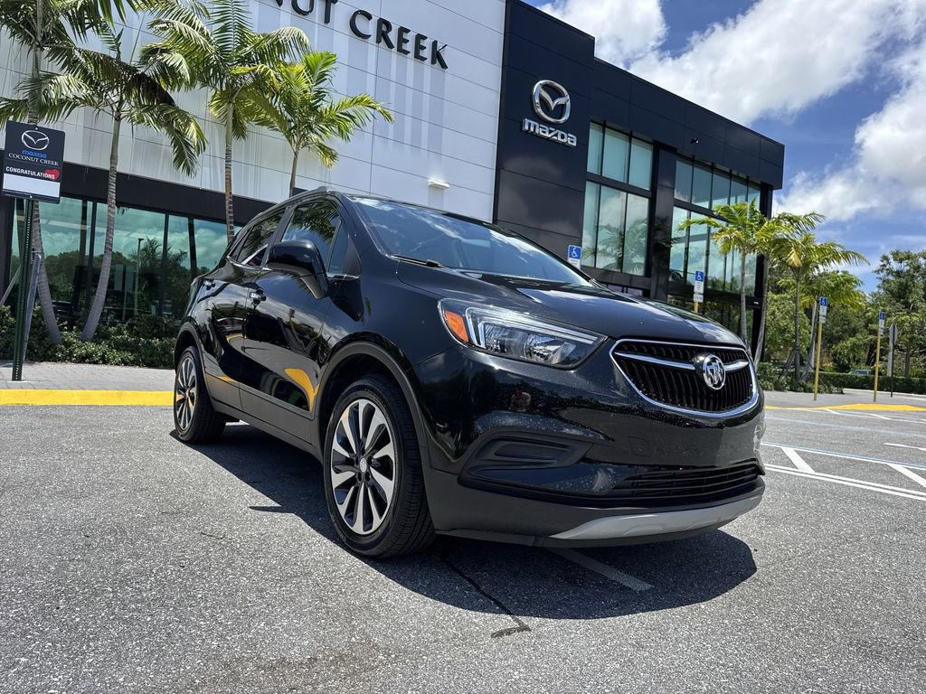 Used 2021 Buick Encore Preferred w/ Safety Package FWD image 30