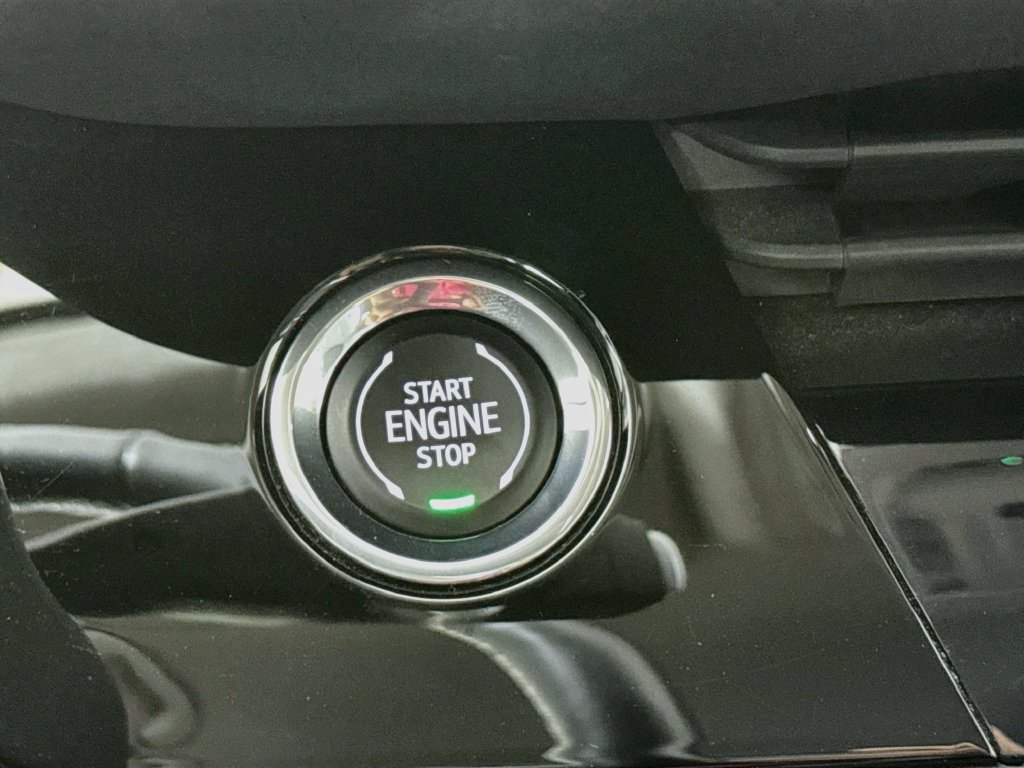 Used 2025 Buick Envision Sport Touring AWD/4WD image 18