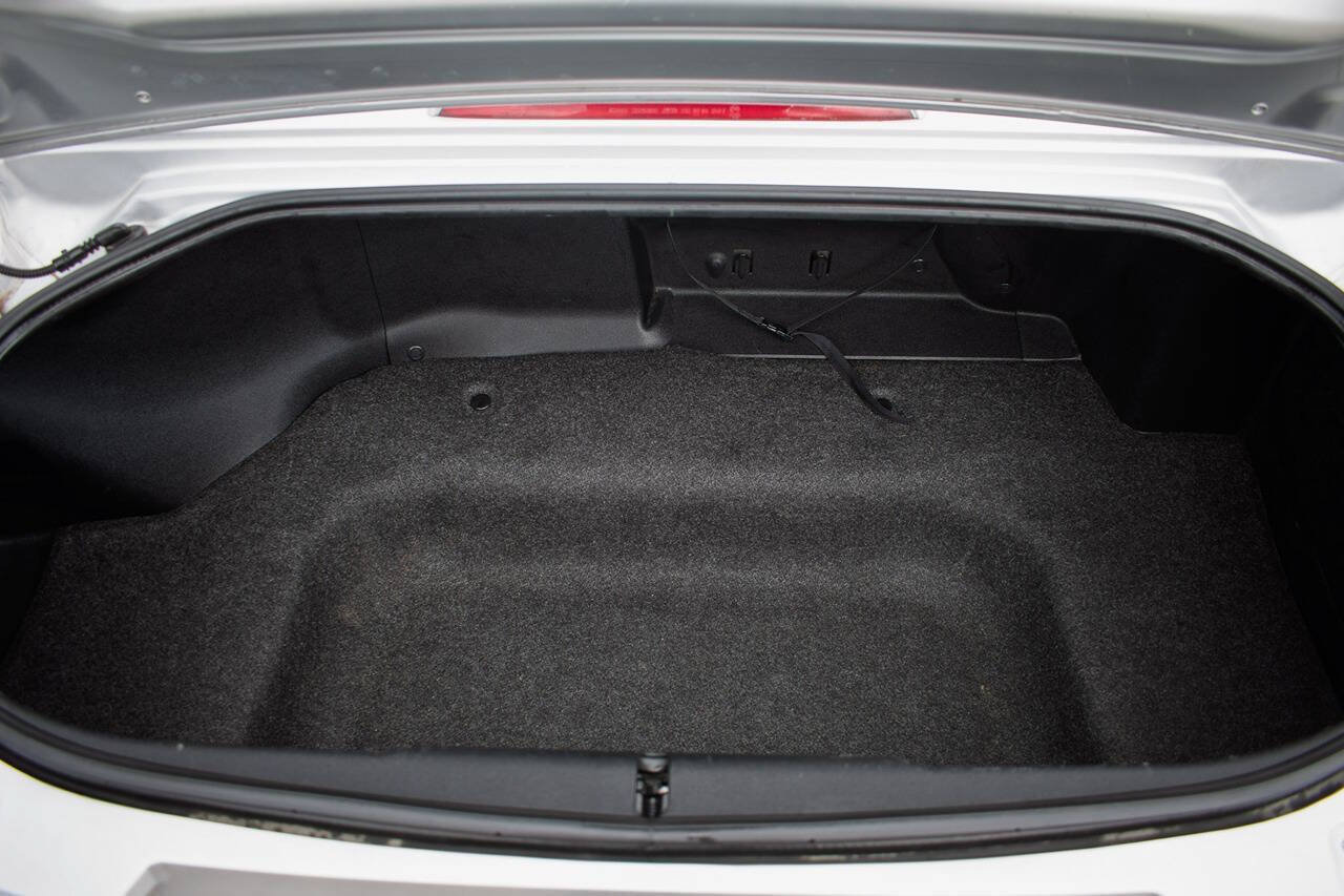 Used 2008 MAZDA MX-5 Miata Touring RWD image 30