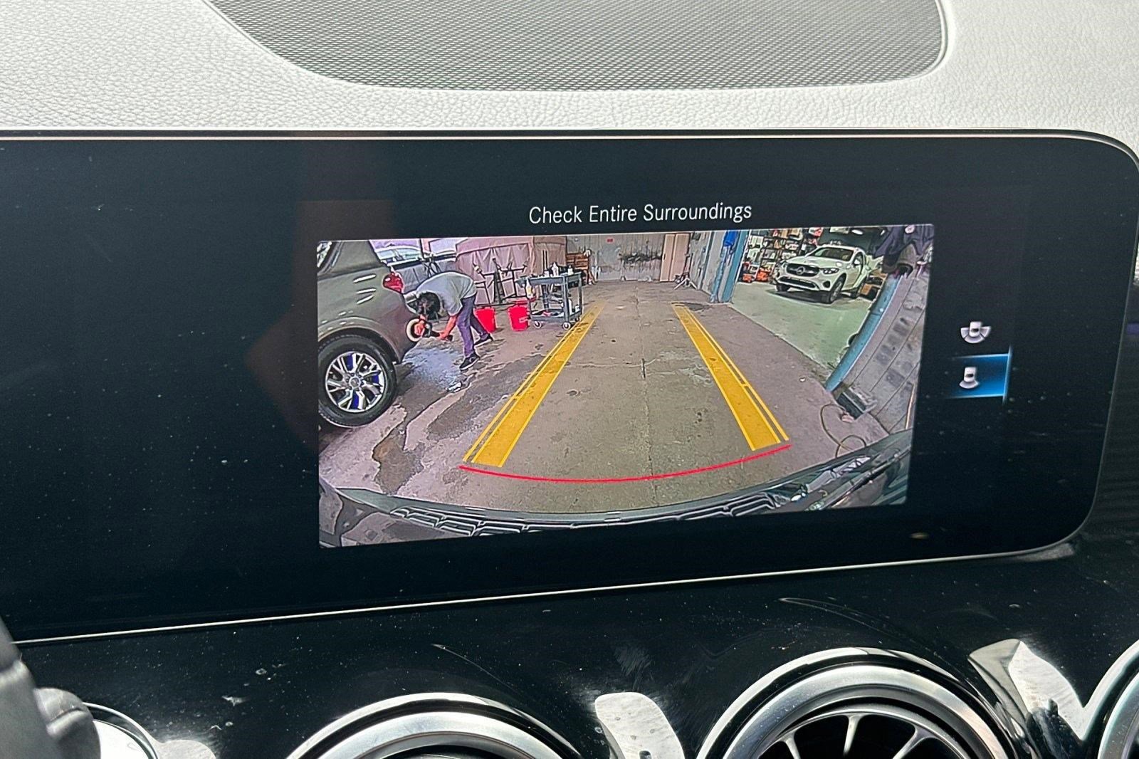 Used 2023 Mercedes-Benz GLB 250 4MATIC image 25