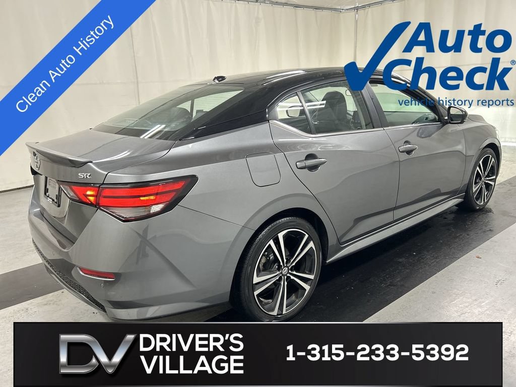 Used 2023 Nissan Sentra SR w/ SR Premium Package FWD image 2