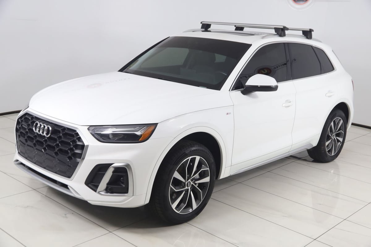 Used 2022 Audi Q5 2.0T Premium w/ Convenience Package AWD/4WD image 21