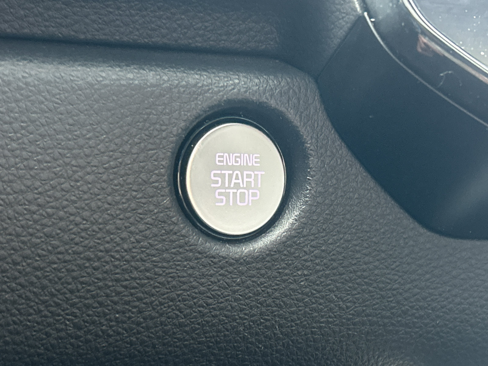 Used 2025 Kia Carnival SX Prestige FWD image 18