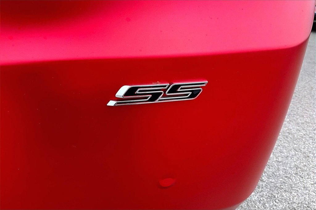 Used 2018 Chevrolet Camaro SS w/ Redline Edition image 8