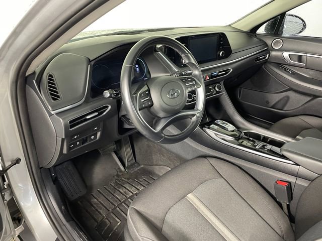 Used 2021 Hyundai Sonata SEL w/ Convenience Package image 3