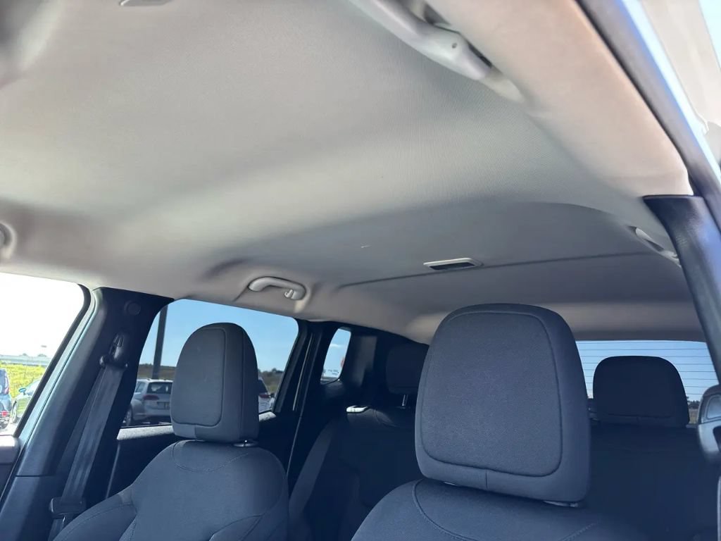 Used 2019 Jeep Renegade Sport AWD/4WD image 18