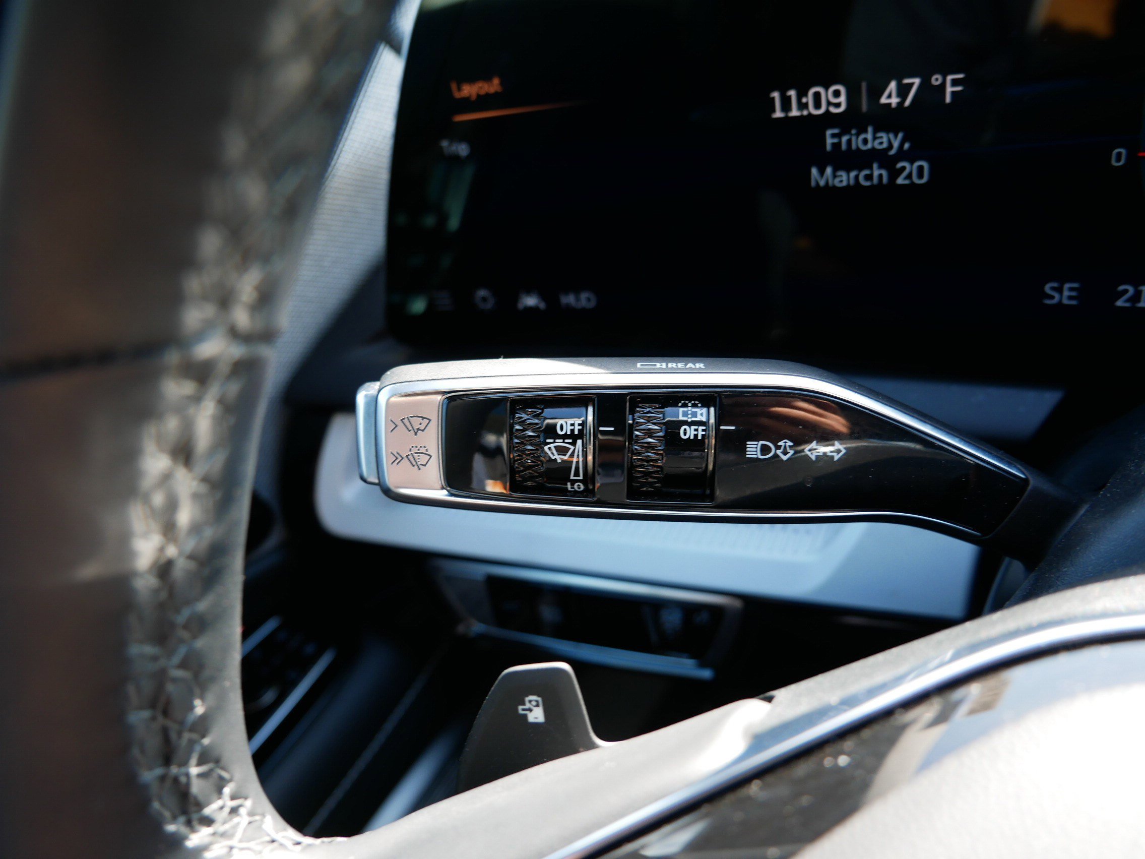 Certified 2025 Cadillac Optiq Sport 2 w/ LPO, Floor Liner Package image 29