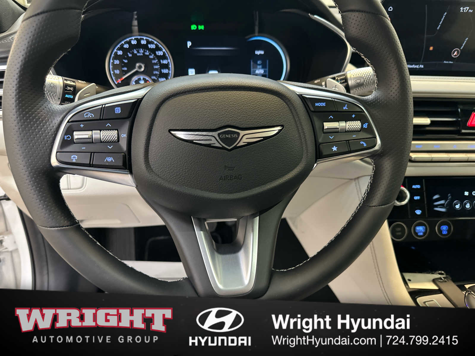 Certified 2025 Genesis G70 2.5T image 20