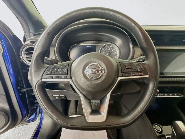 Used 2020 Nissan Kicks SV image 12