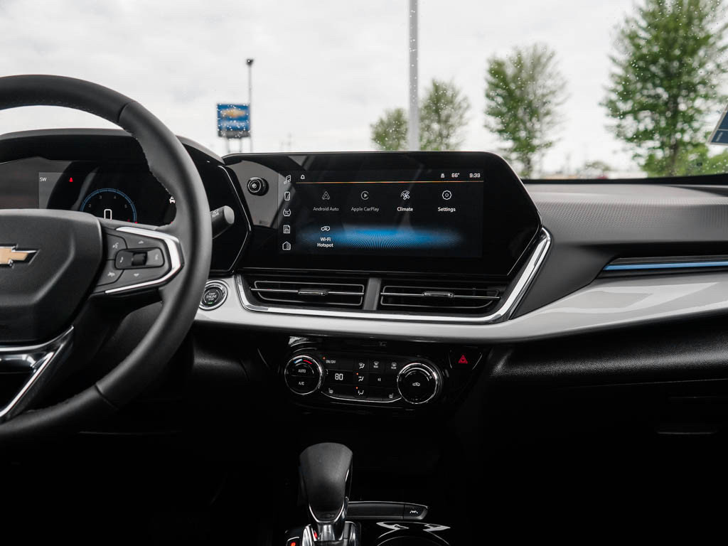 New 2026 Chevrolet Trax LT w/ LT Convenience Package FWD image 15